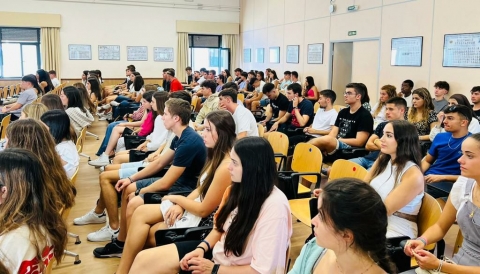 Nuevos estudiantes del Campus de Huesca en el acto de acogida del anterior curso 